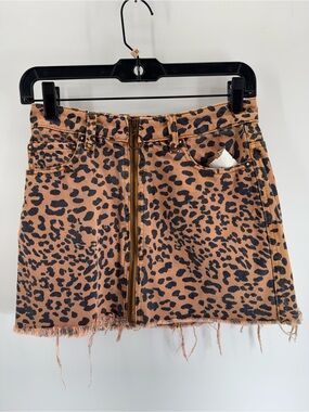 ⚙️ 3For$30 ⚙️ We The Free Leopard-Print Zip Mini Skirt - Black on Tan